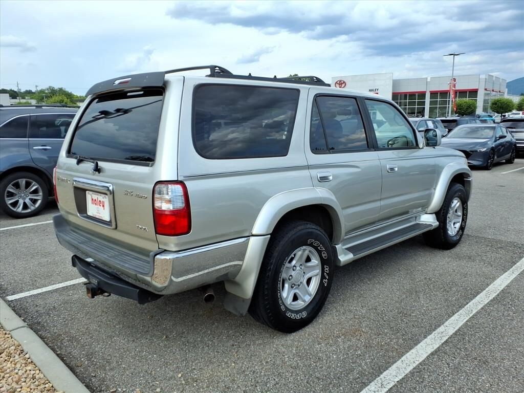 Used 2002 Toyota 4Runner SR5 SUV