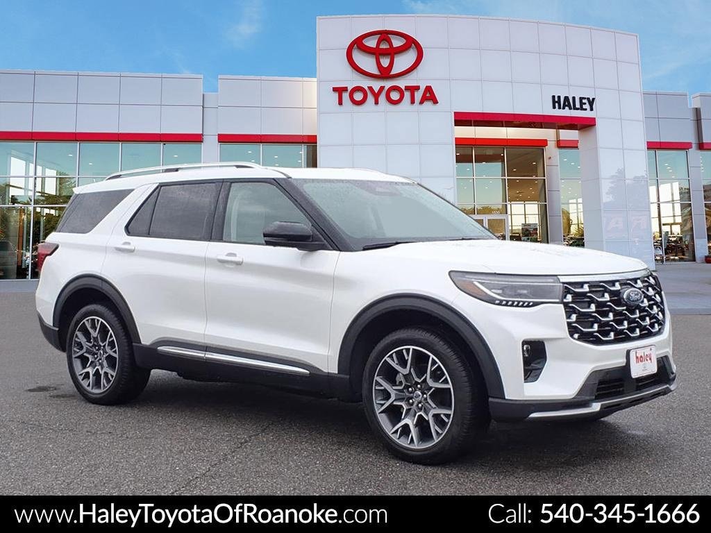 Used 2025 Ford Explorer Platinum SUV