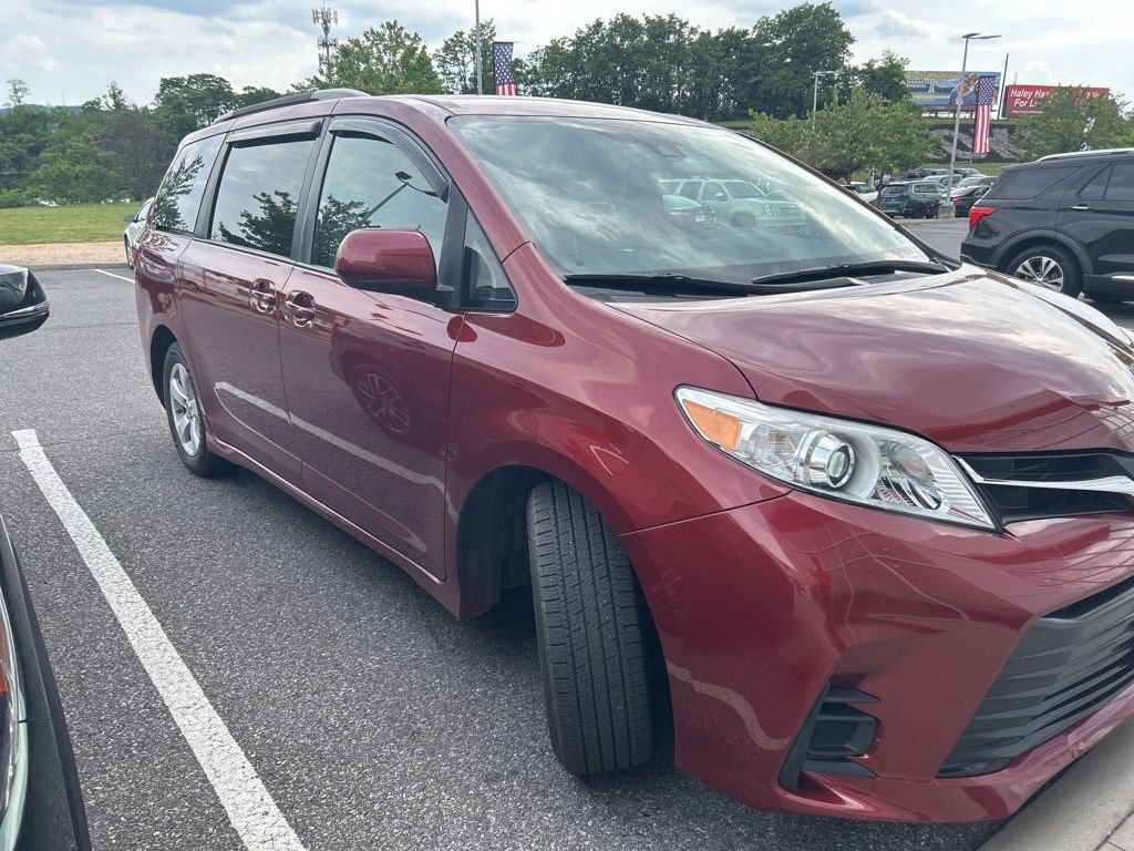 Certified 2020 Toyota Sienna LE Minivan/Van