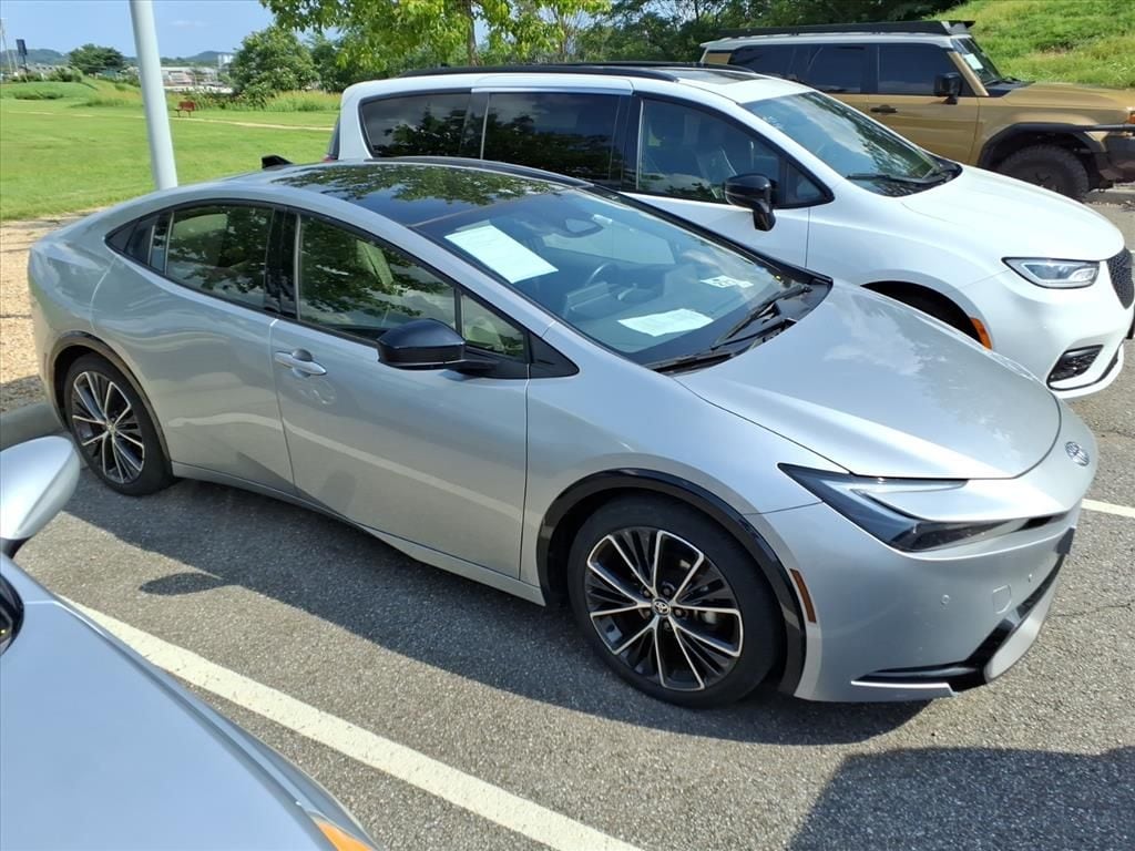Certified 2024 Toyota Prius XLE Hatchback