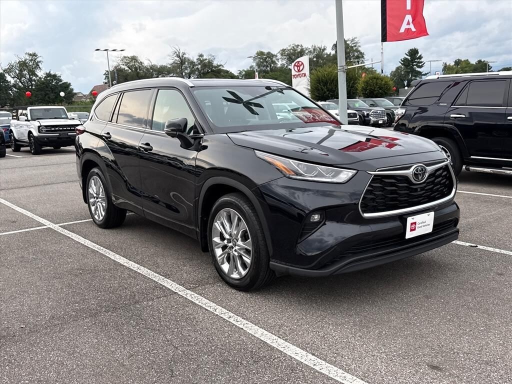 Certified 2025 Toyota Highlander Limited SUV