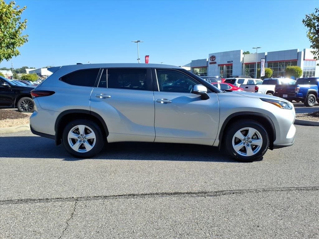 Certified 2024 Toyota Highlander LE SUV