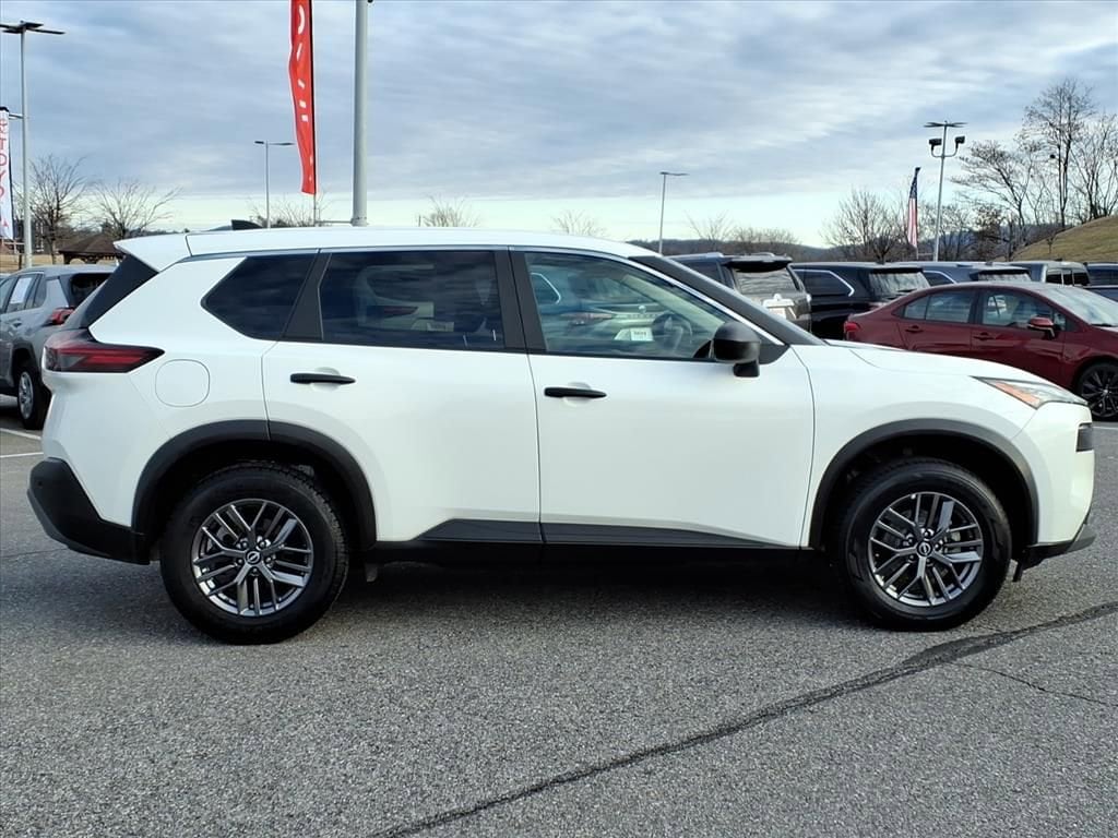 Used 2023 Nissan Rogue S SUV