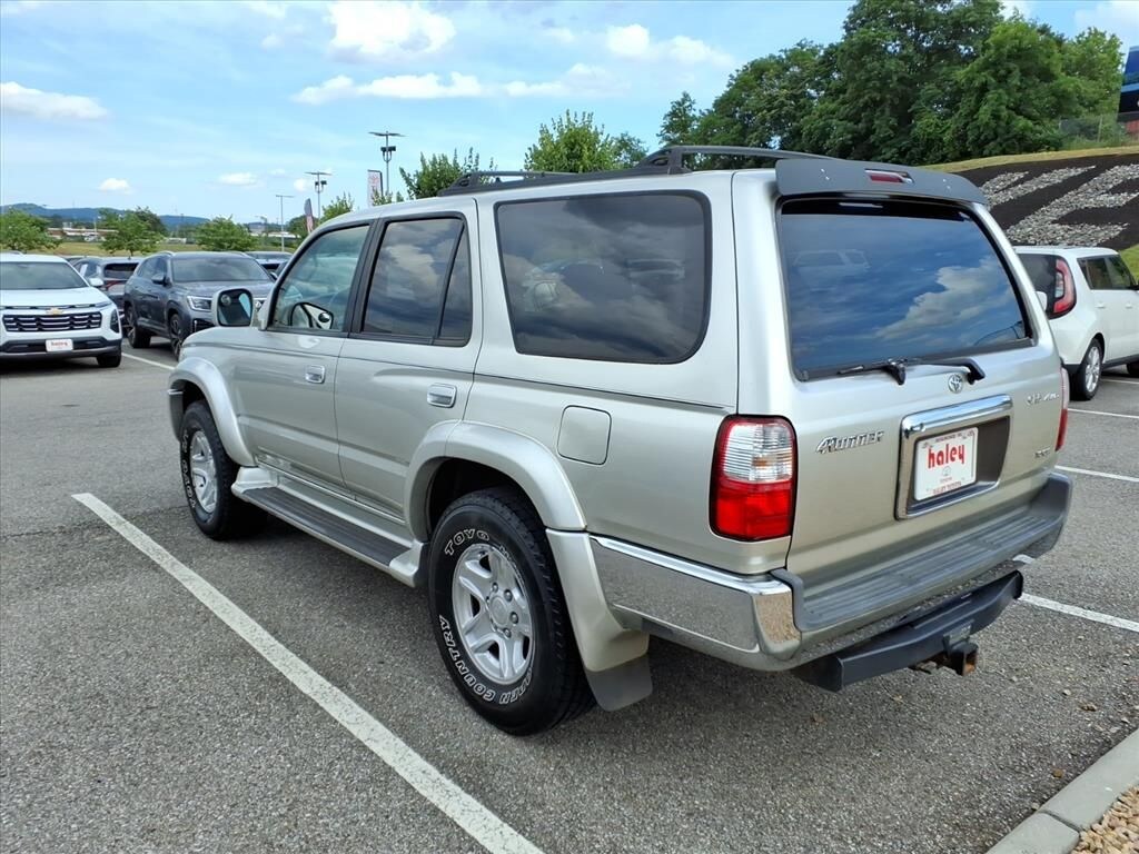 Used 2002 Toyota 4Runner SR5 SUV