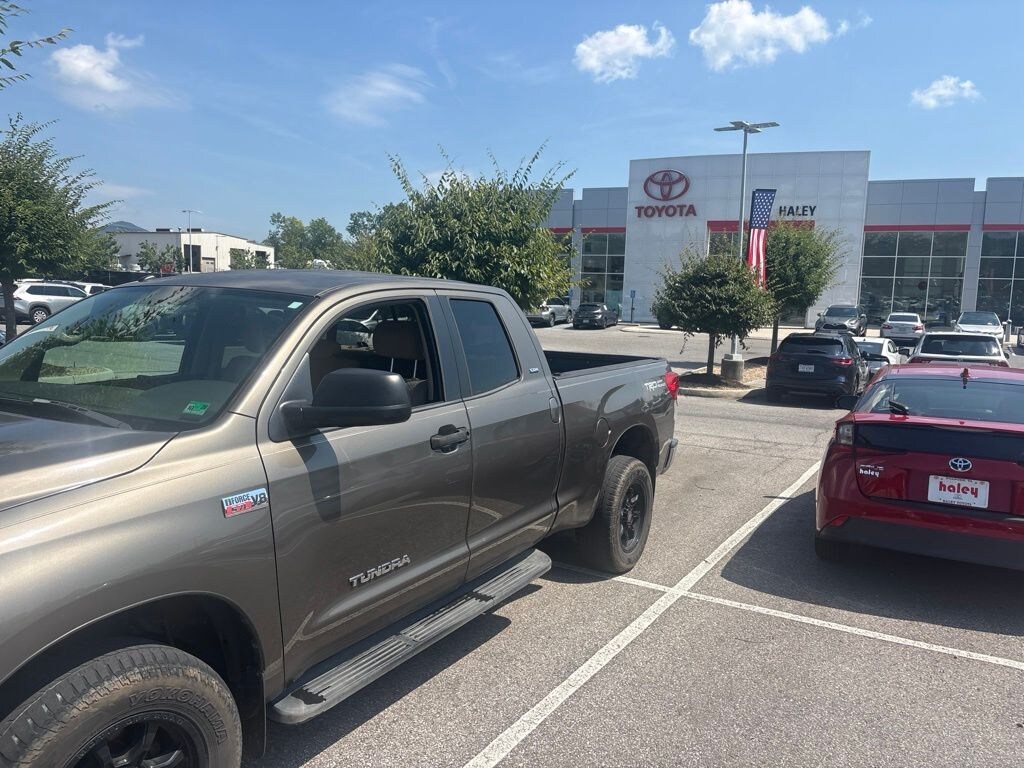 Used 2010 Toyota Tundra Grade Truck