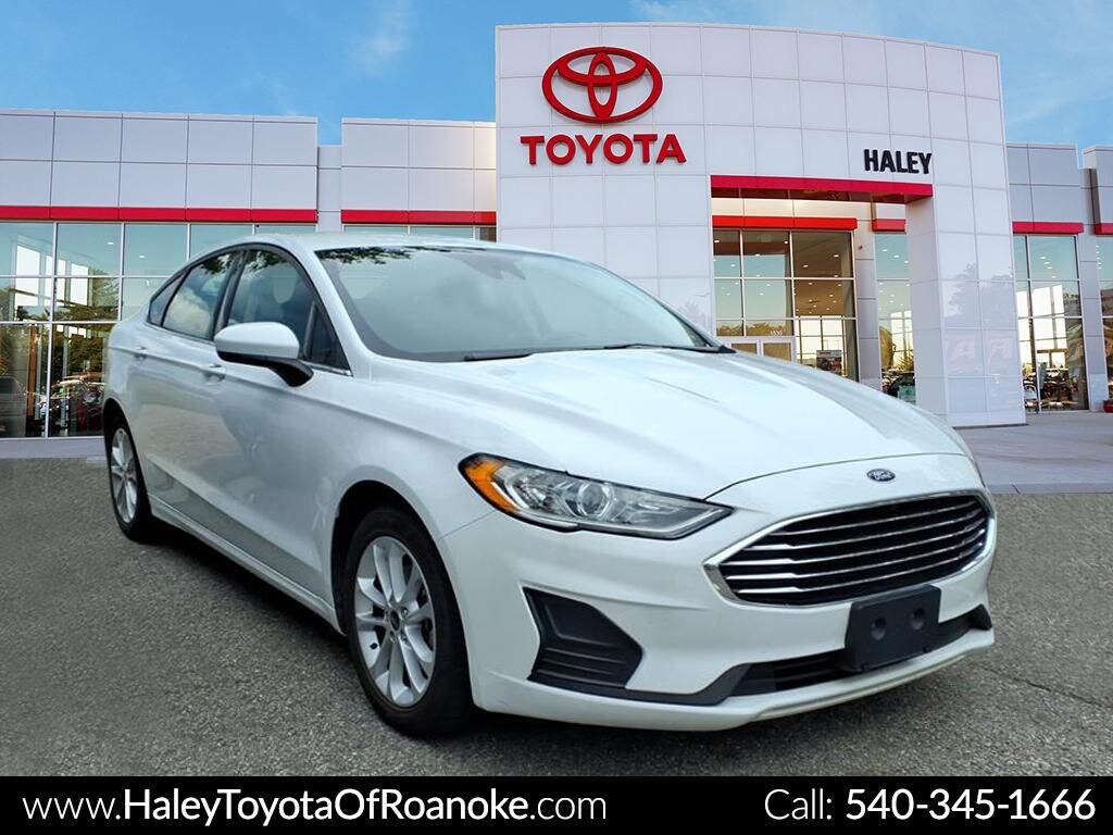 Used 2020 Ford Fusion SE Sedan