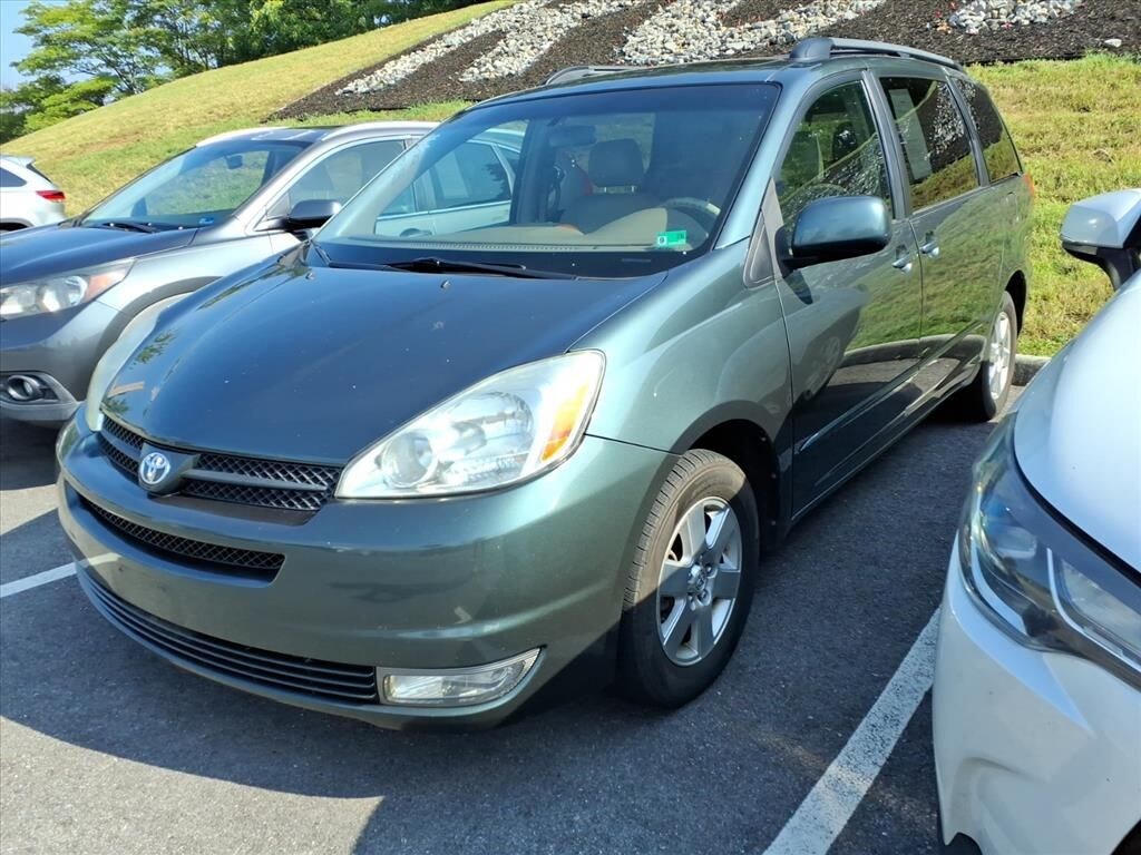 Used 2004 Toyota Sienna XLE Minivan/Van