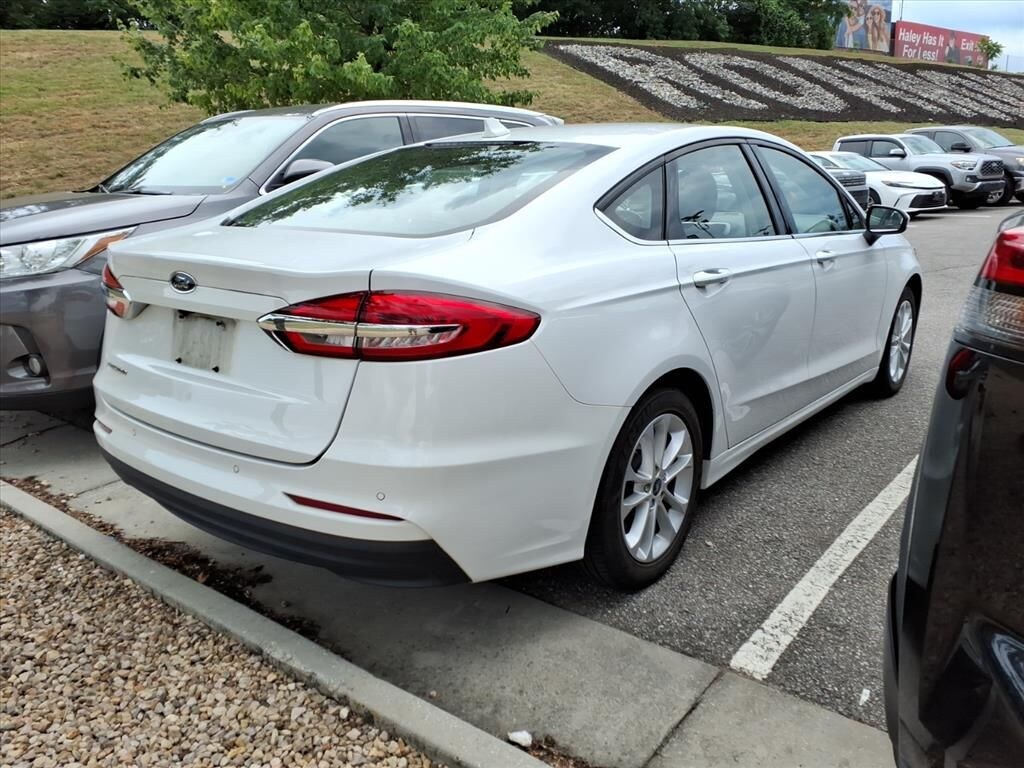 Used 2020 Ford Fusion SE Sedan