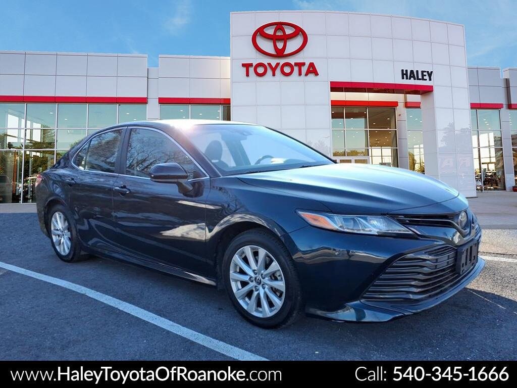 Used 2018 Toyota Camry LE Sedan