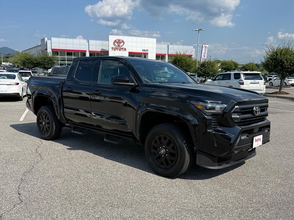 Used 2025 Toyota Tacoma SR5 Truck