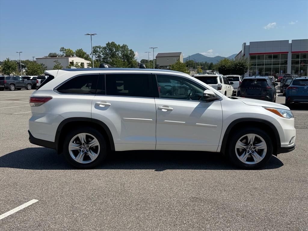 Used 2016 Toyota Highlander Limited SUV