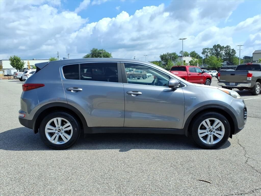 Used 2018 Kia Sportage LX SUV