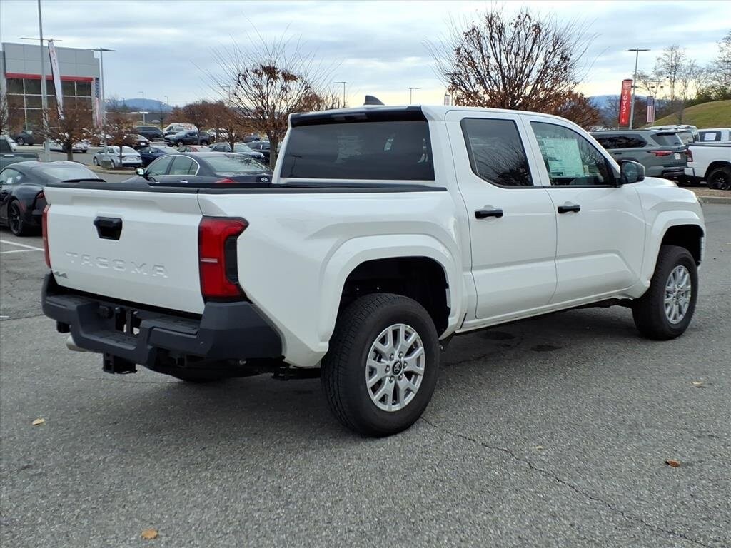 2025 Toyota Tacoma SR photo 4