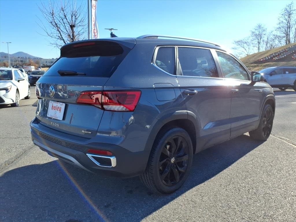 Used 2022 Volkswagen Taos 1.5T SE 4MOTION SUV