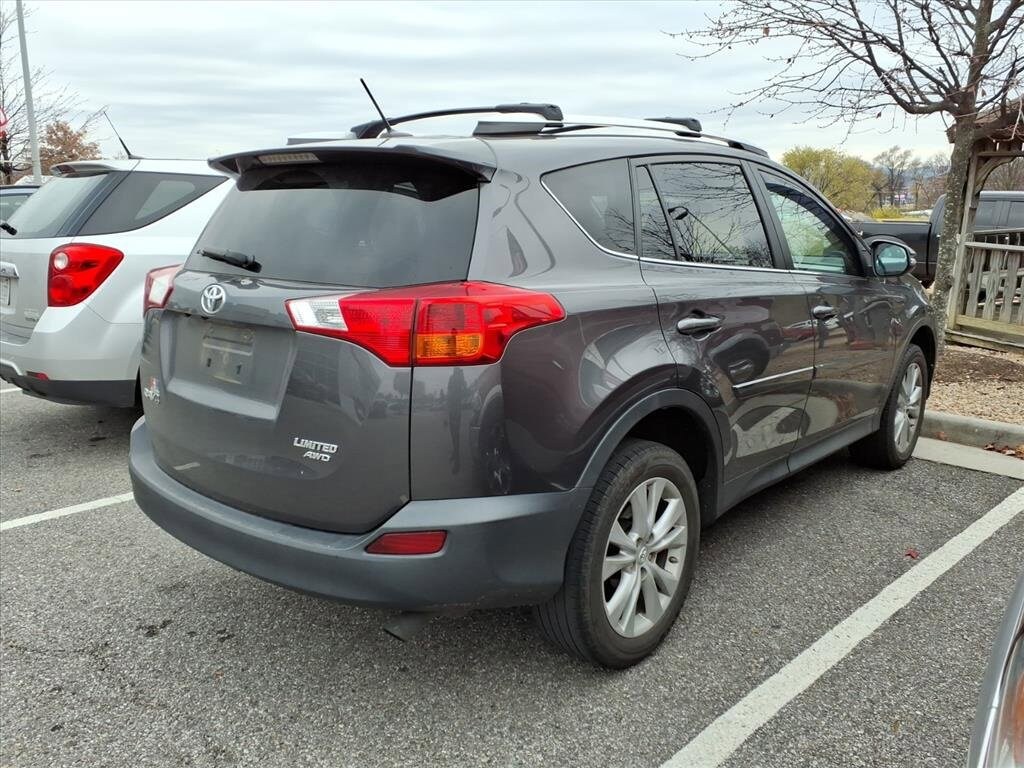 2014 Toyota RAV4 Limited photo 4