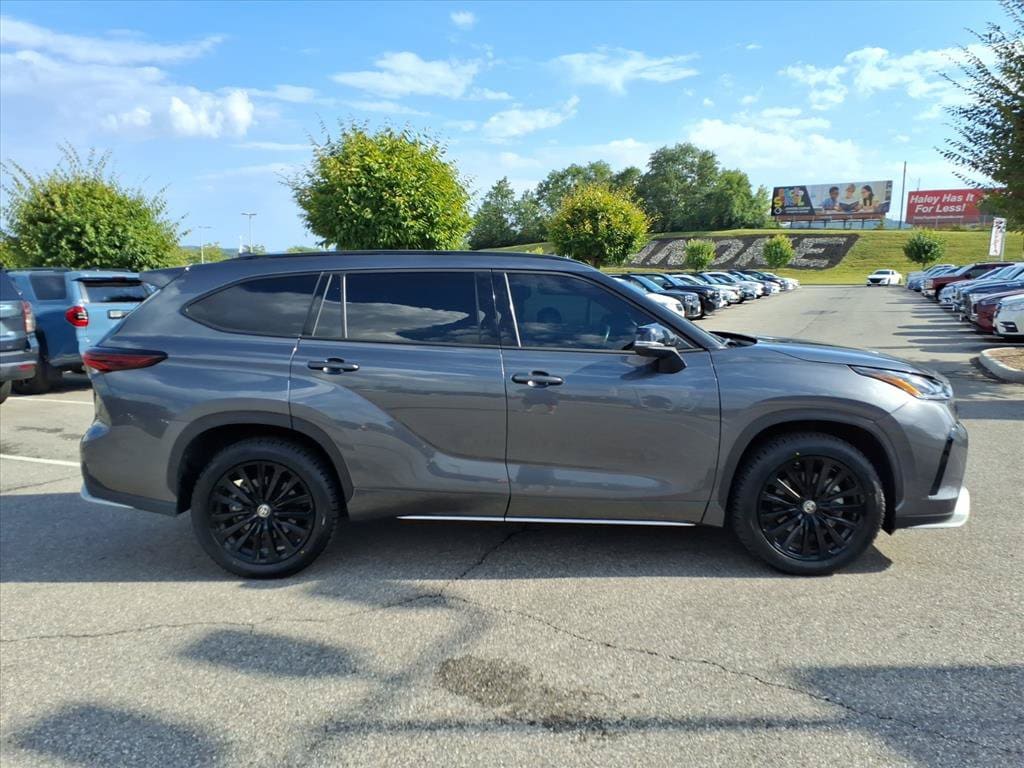 Used 2024 Toyota Highlander XSE SUV