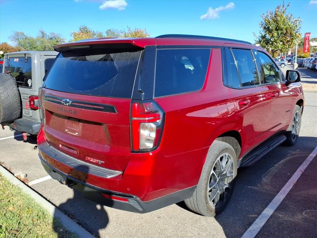 2023 Chevrolet Tahoe RST photo 2