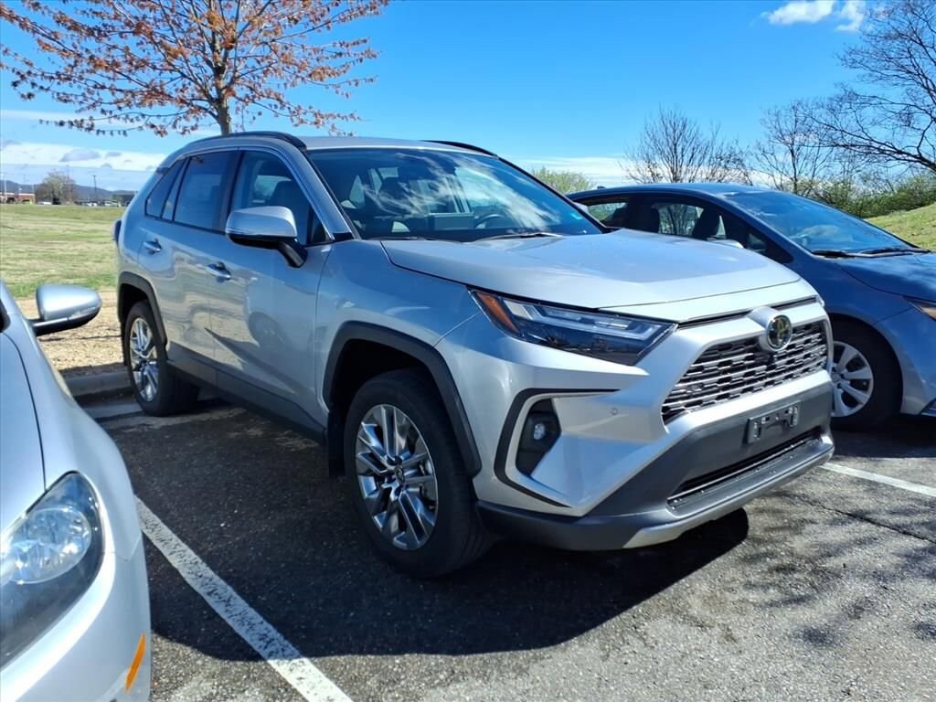 Used 2022 Toyota RAV4 Limited SUV