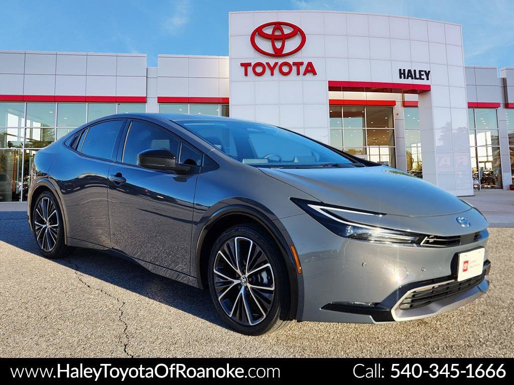 2023 Toyota Prius XLE