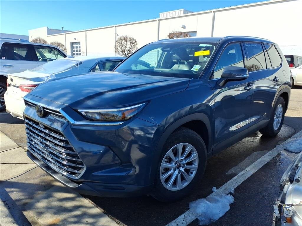 Used 2025 Toyota Grand Highlander XLE SUV