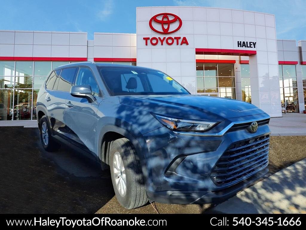 Used 2025 Toyota Grand Highlander XLE SUV