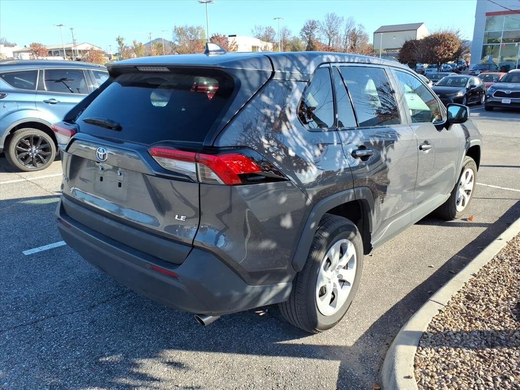 2025 Toyota RAV4 LE photo 2