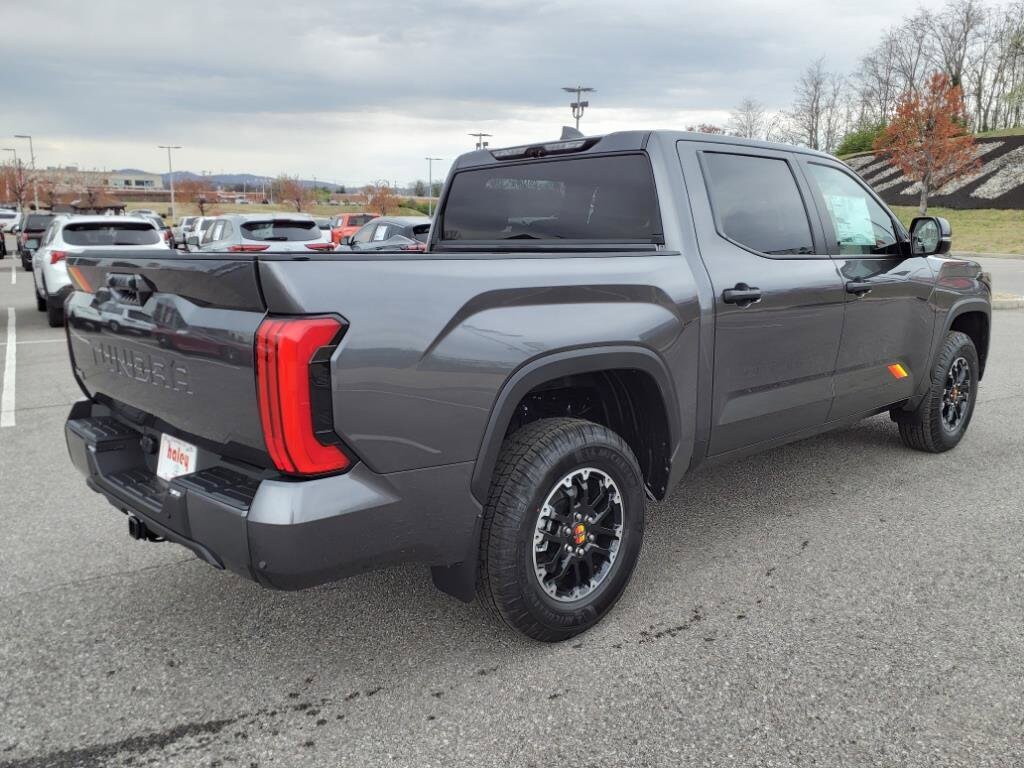 2025 Toyota Tundra SR5 photo 4