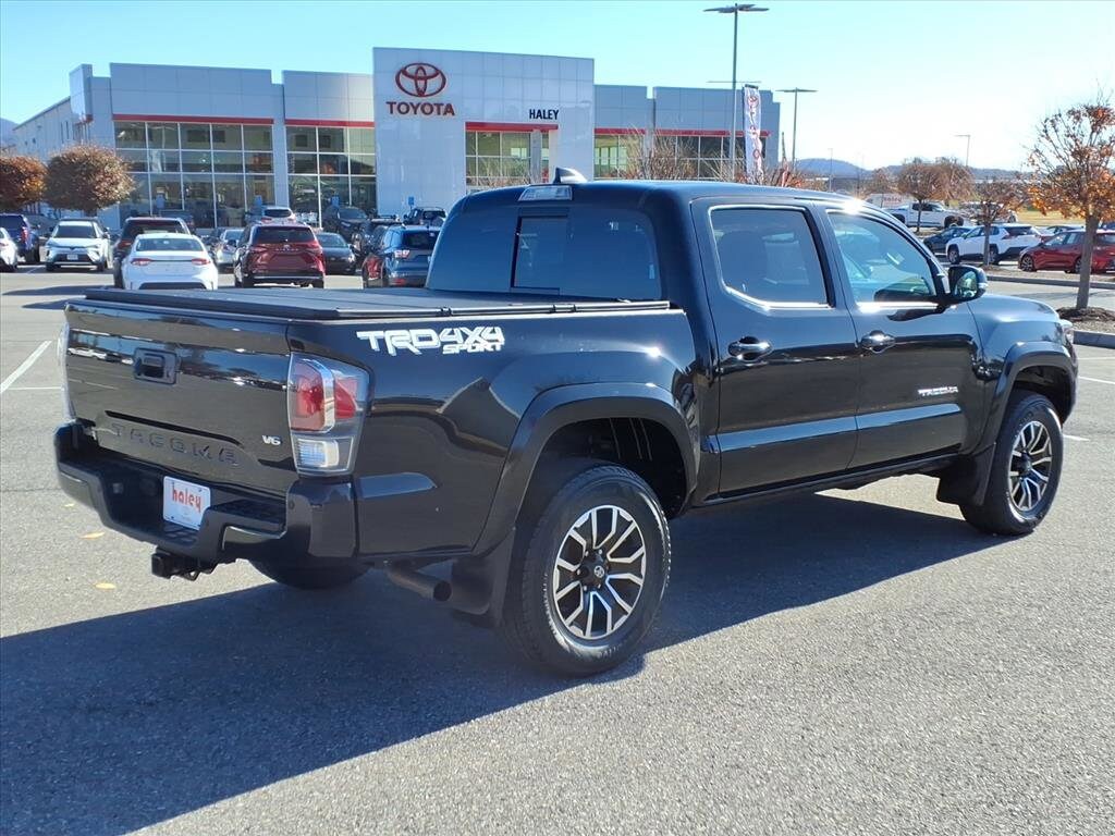 2022 Toyota Tacoma TRD Sport V6 photo 3