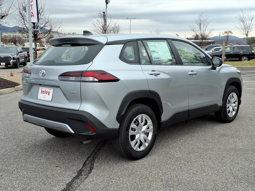 2026 Toyota Corolla Cross L photo 4