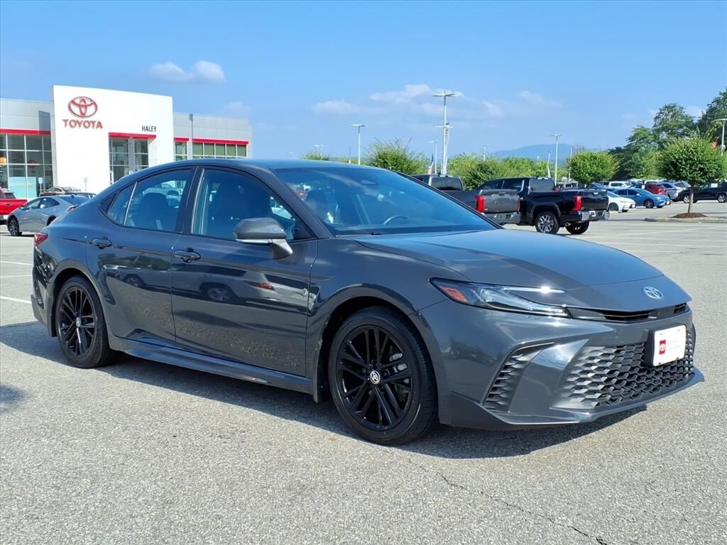 Certified 2025 Toyota Camry SE Sedan