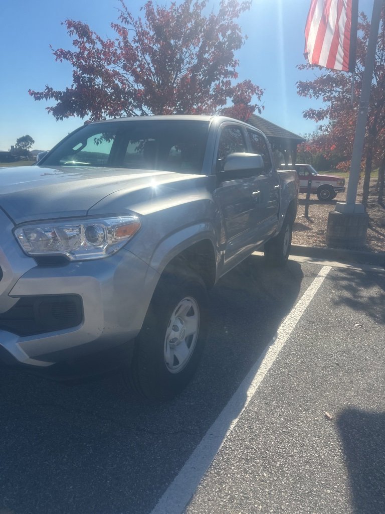 2023 Toyota Tacoma SR V6 photo 4