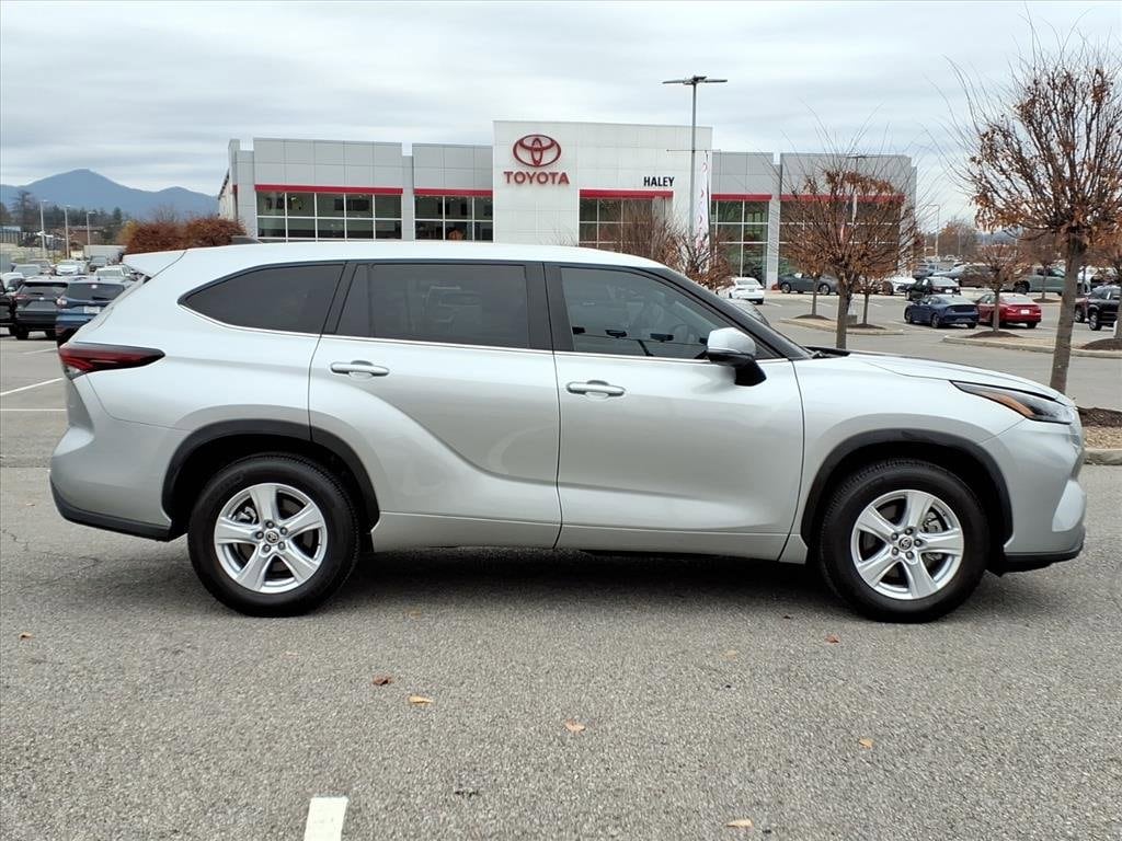 Certified 2024 Toyota Highlander LE SUV