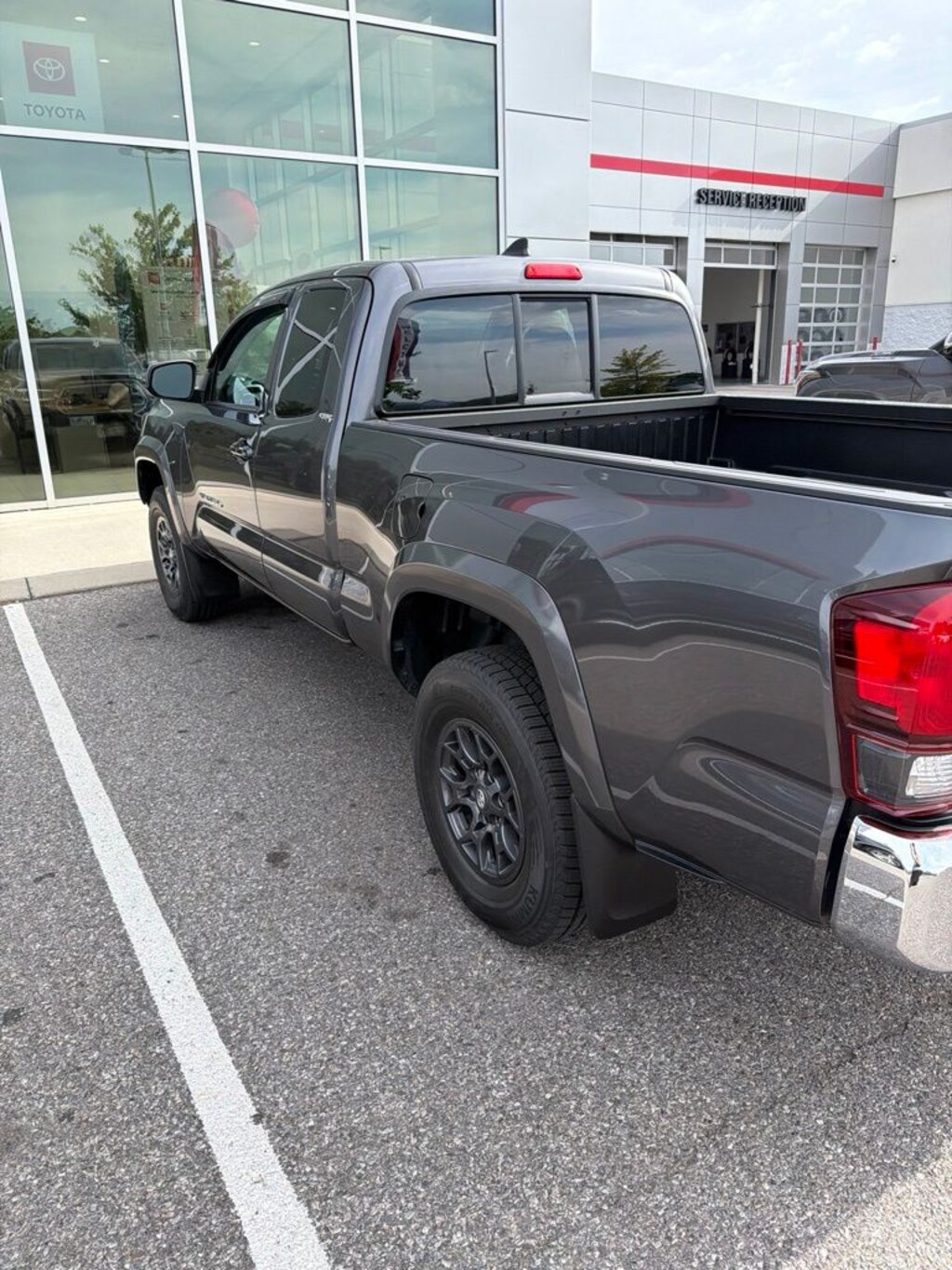 Used 2018 Toyota Tacoma SR5 Truck