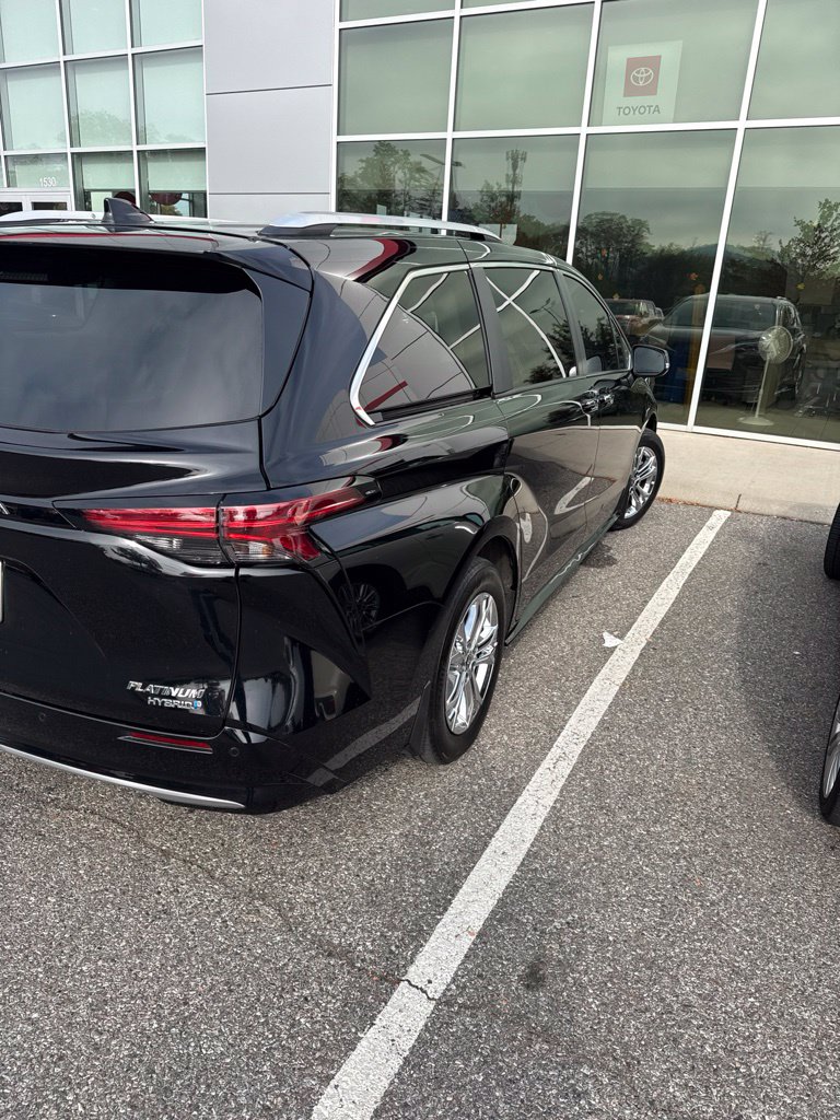 Used 2024 Toyota Sienna Platinum Minivan/Van