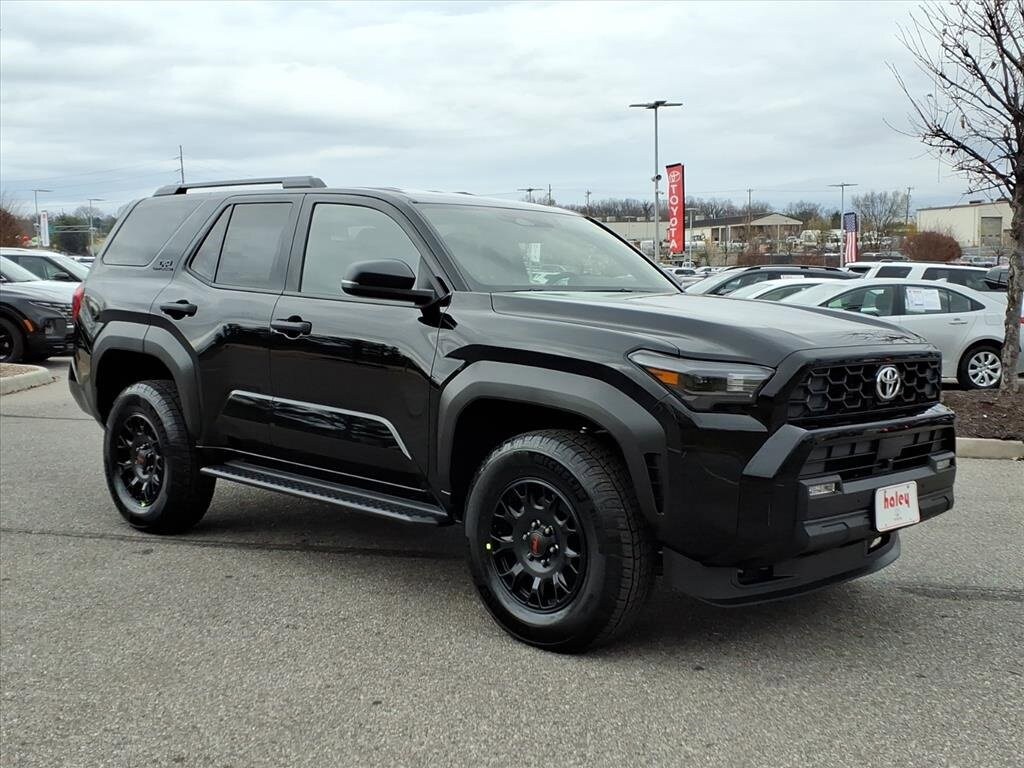 2025 Toyota 4Runner TRD Off-Road photo 2