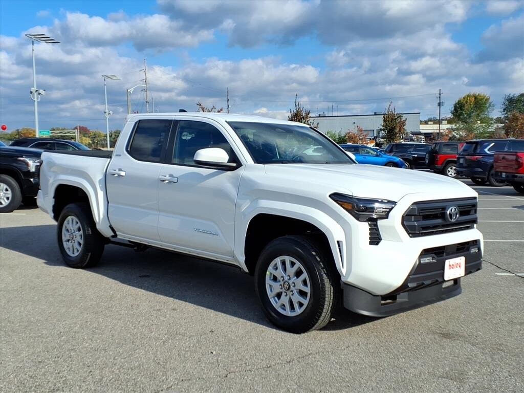 New 2025 Toyota Tacoma SR5 Truck Double Cab