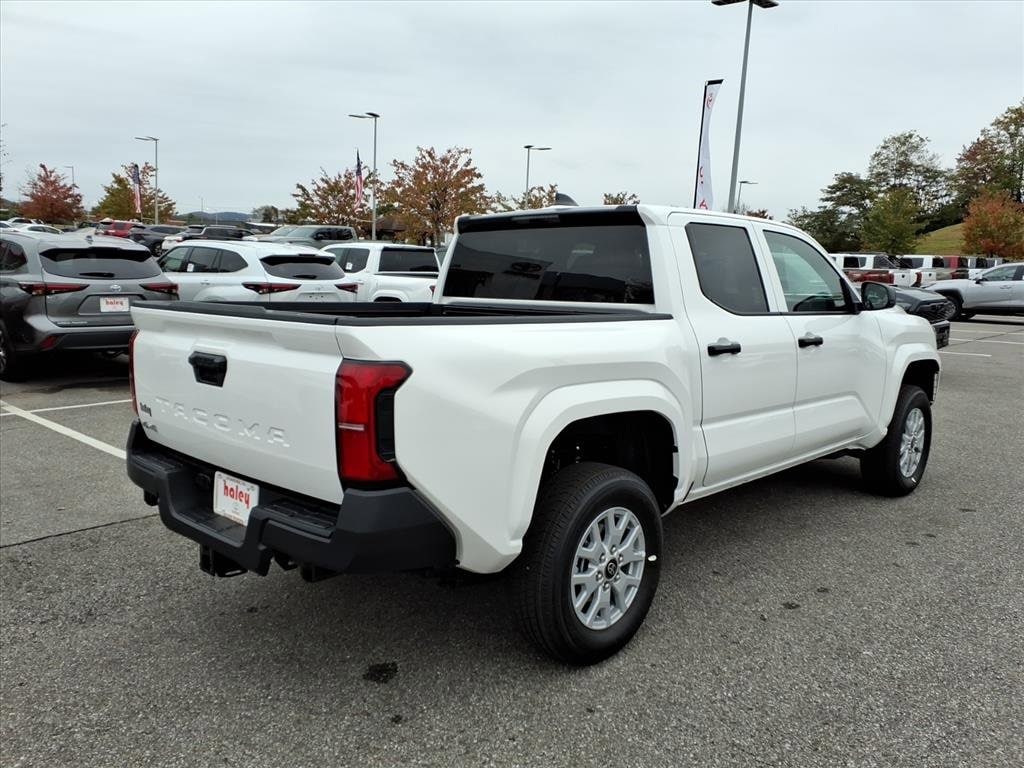 New 2025 Toyota Tacoma SR Truck Double Cab