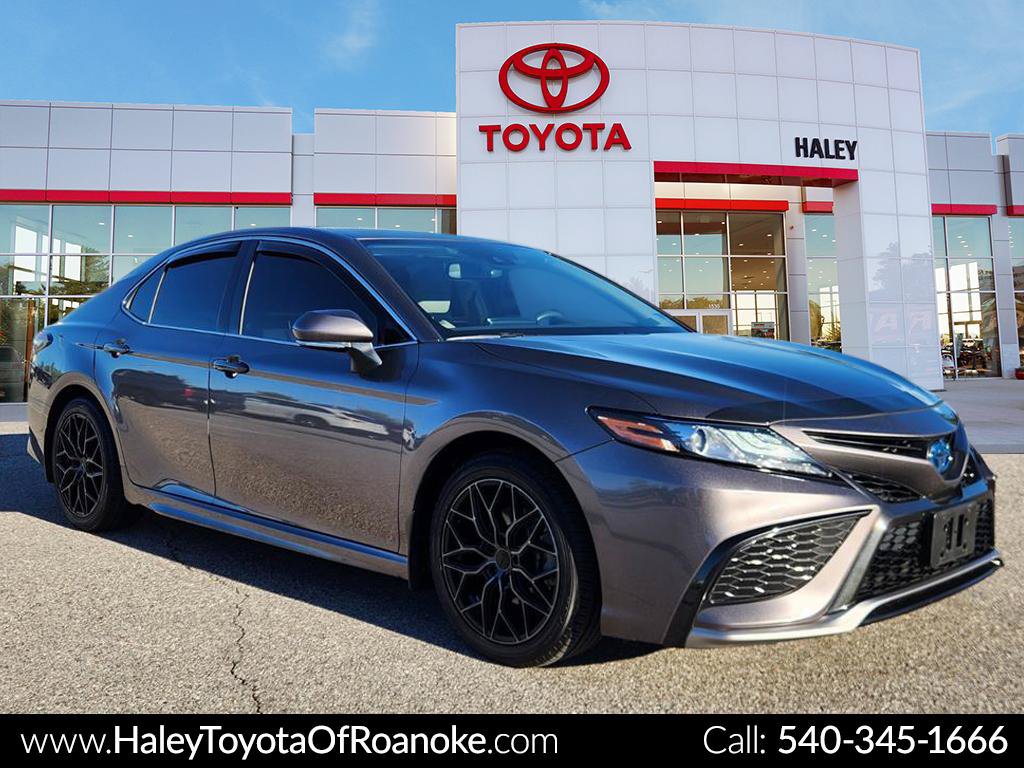 Used 2024 Toyota Camry Hybrid XSE Sedan