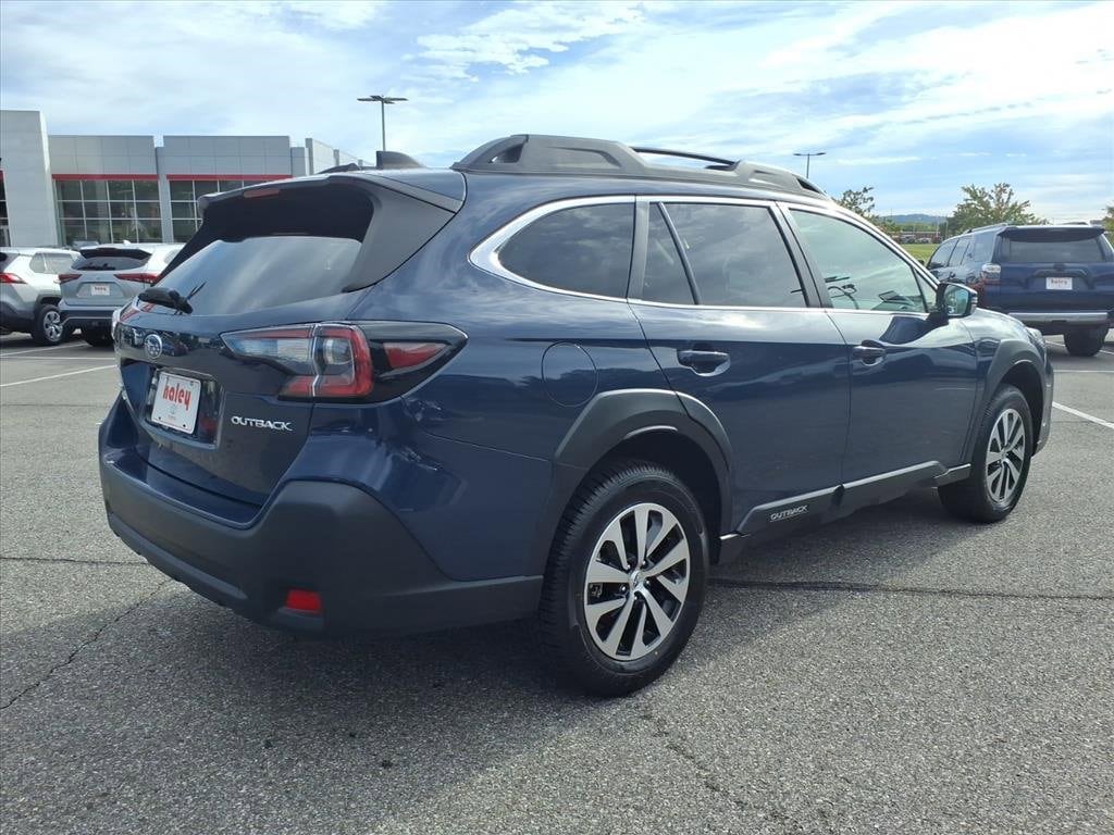 Used 2024 Subaru Outback Premium SUV
