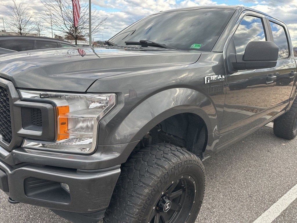 2018 Ford F-150 XL photo 2