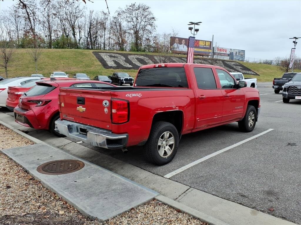 2015 Chevrolet Silverado 1500 LT photo 4