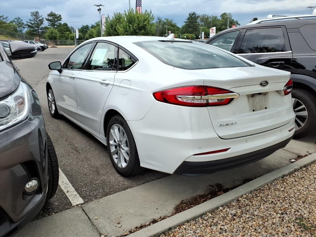 Used 2020 Ford Fusion SE Sedan