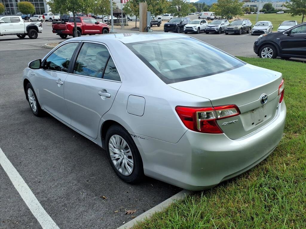 2014 Toyota Camry Hybrid XLE photo 3