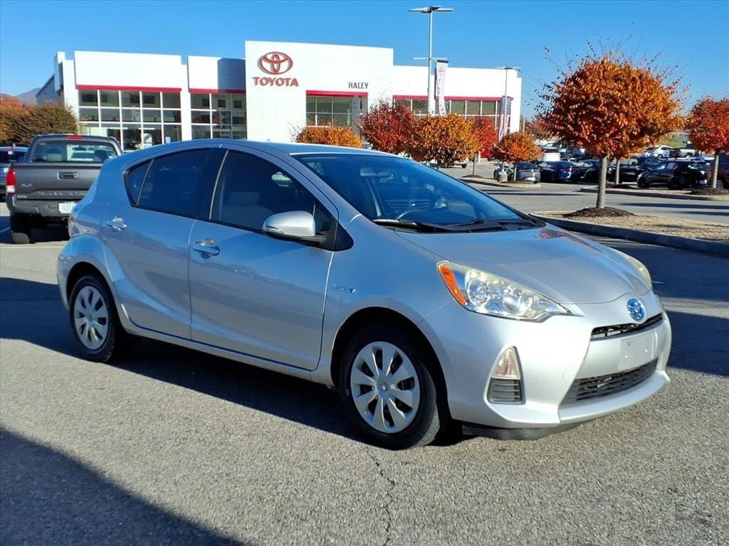 2014 Toyota Prius c