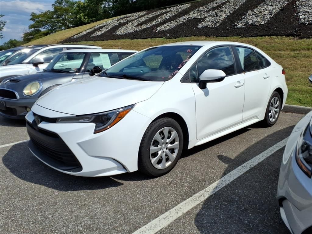 Certified 2024 Toyota Corolla LE Sedan
