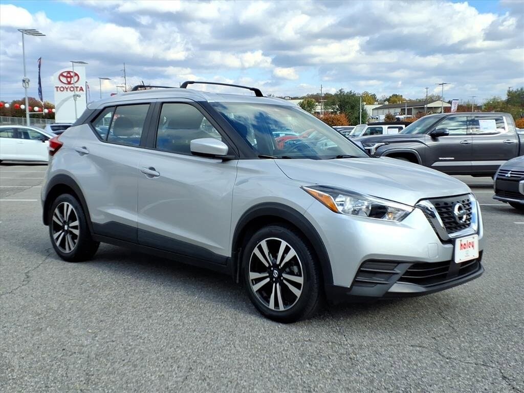 Used 2020 Nissan Kicks SV SUV