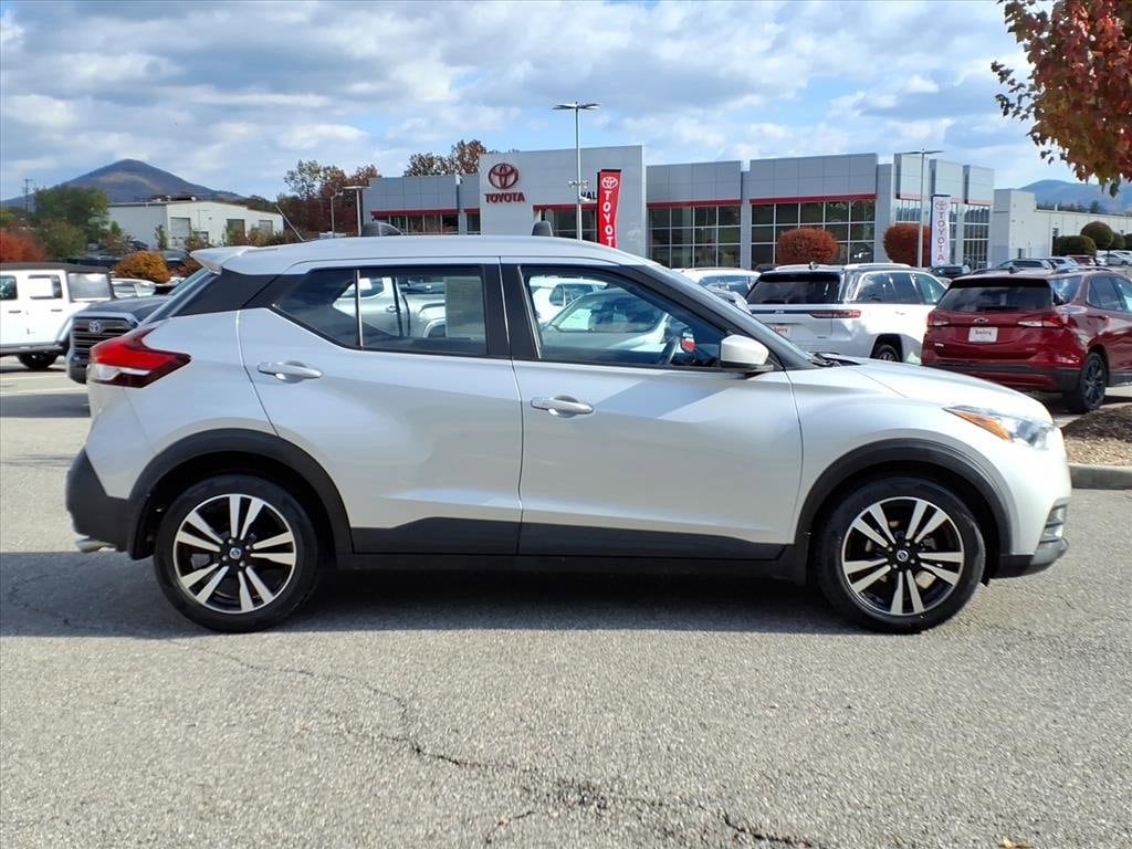 Used 2020 Nissan Kicks SV SUV