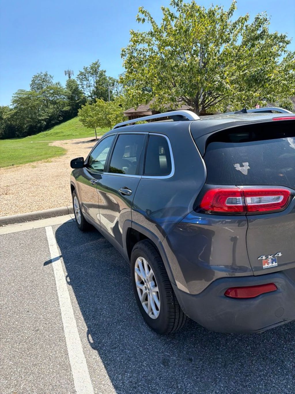 Used 2015 Jeep Cherokee Latitude SUV