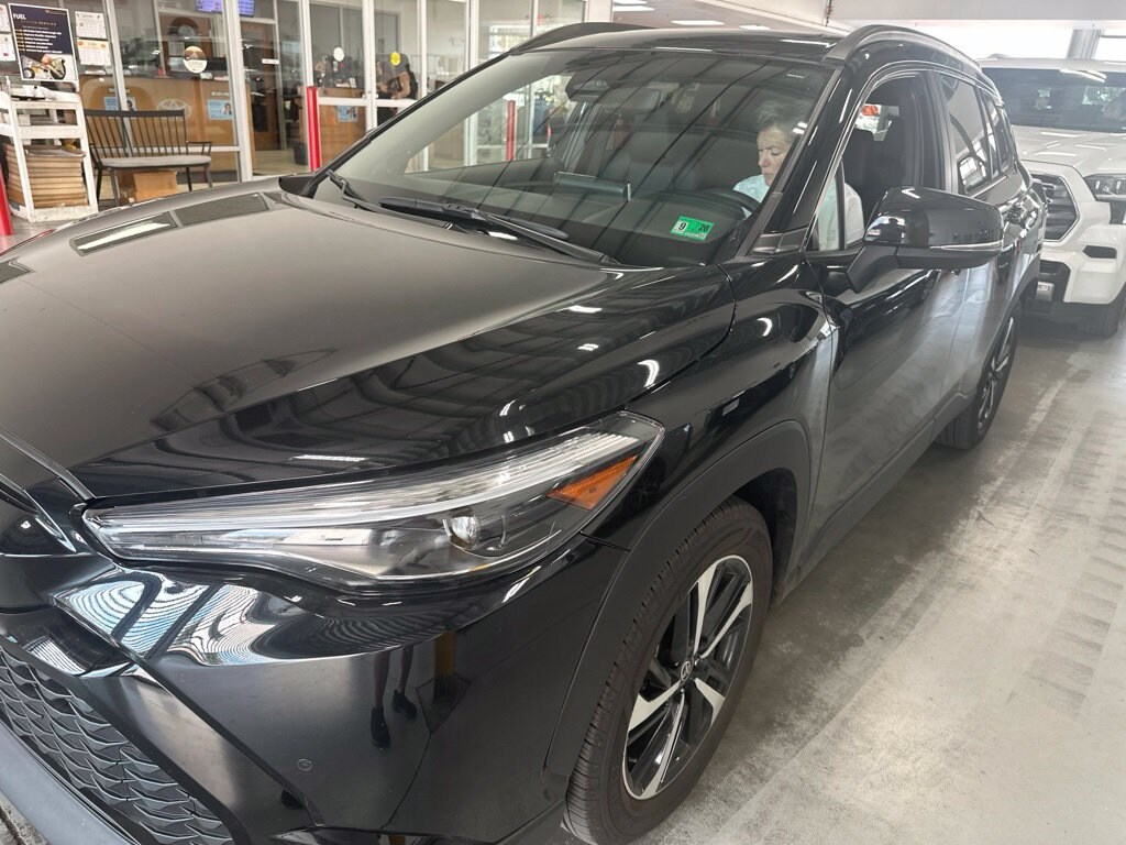 Certified 2025 Toyota Corolla Cross Hybrid XSE SUV
