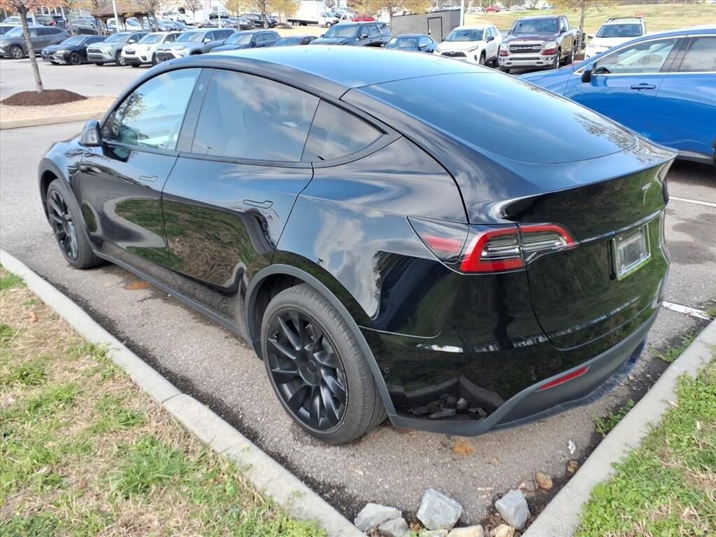Used 2022 Tesla Model Y Long Range SUV